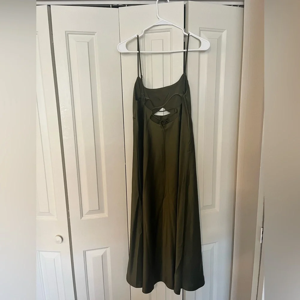 Banana Republic Olive Green Cut Out Dress - NWT - Picture 3 of 5
